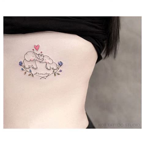 tatuajes arriba del pecho mujer|Tatuajes Bonitos para Mujer en el Pecho: Ideas Elegantes y ...